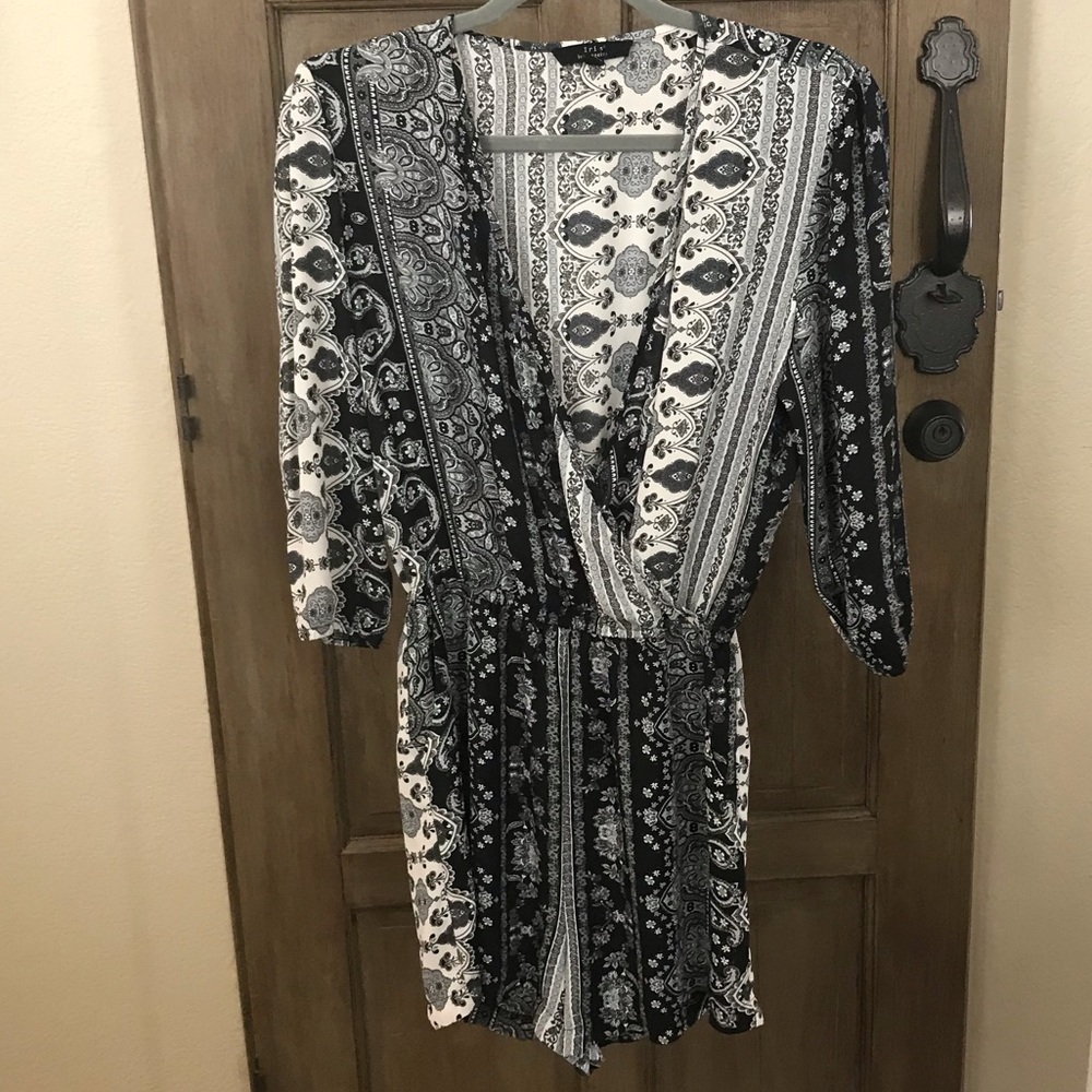 Iris Los Angeles Detailed Romper